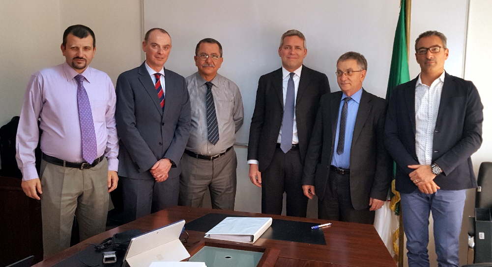 From left to right: Sofiane Chaibsetti (Project Manager AQS), Paolo Caimi (Sales Director Cimprogetti Srl), Mohamed Maiza (Insurance Advisor AQS), Rino Bedeschi (Managing Director Bedeschi SpA), Abderrezak Derouiche (President AQS), Silvano Alberti (Sales & Application Manager Cimprogetti Srl) 